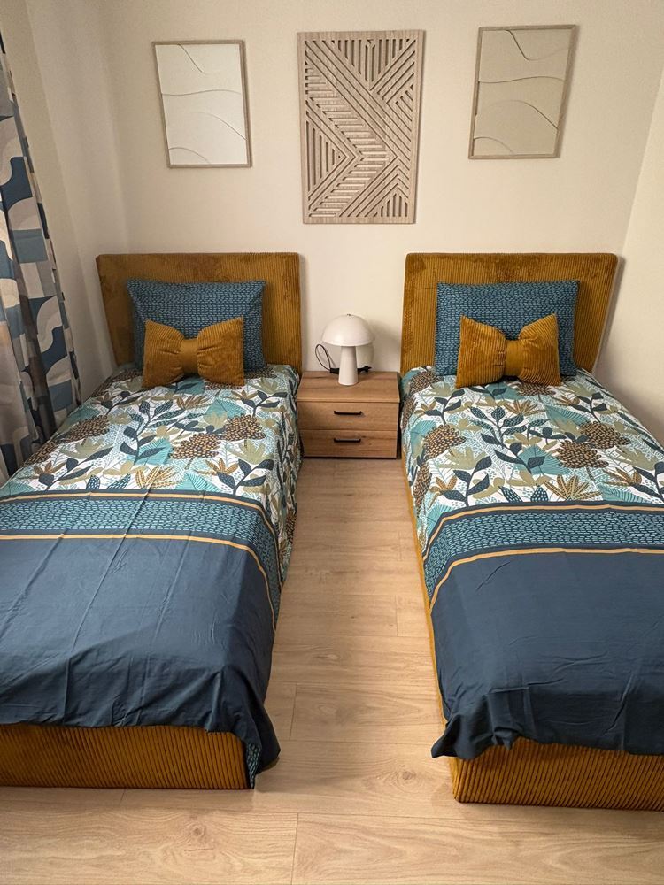 Dwa niezależne przestrzenie mieszkalne z widokiem na morze w centrum Świętego Własu – designerskie wnętrze i własne miejsce parkingowe