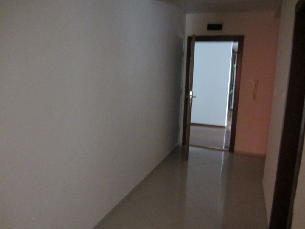 Pierwsza linia do plaży Butamyata! Umeblowany apartament z jedną sypialnią i częściowym widokiem na morze w Sinemorec