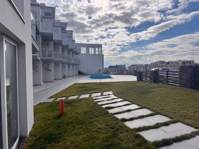 Kompaktowe studio w Sveti Vlas – 500 m od plaży, kompleks z basenem i parkingiem