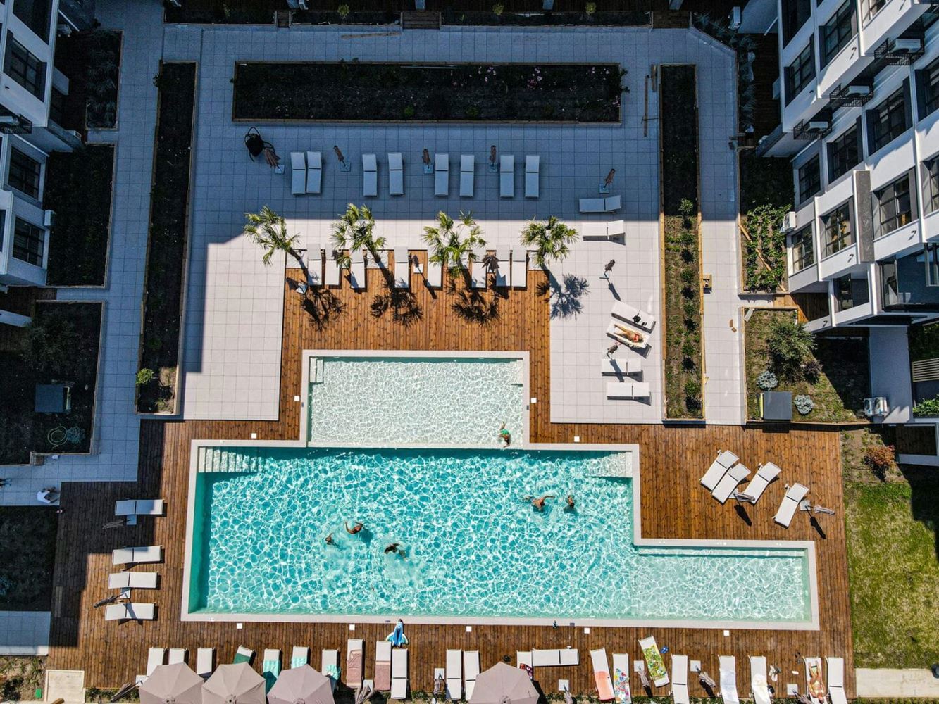 Przestronne luksusowe mieszkanie z trzema sypialniami i miejscem parkingowym w garażu podziemnym w Słonecznym Brzegu