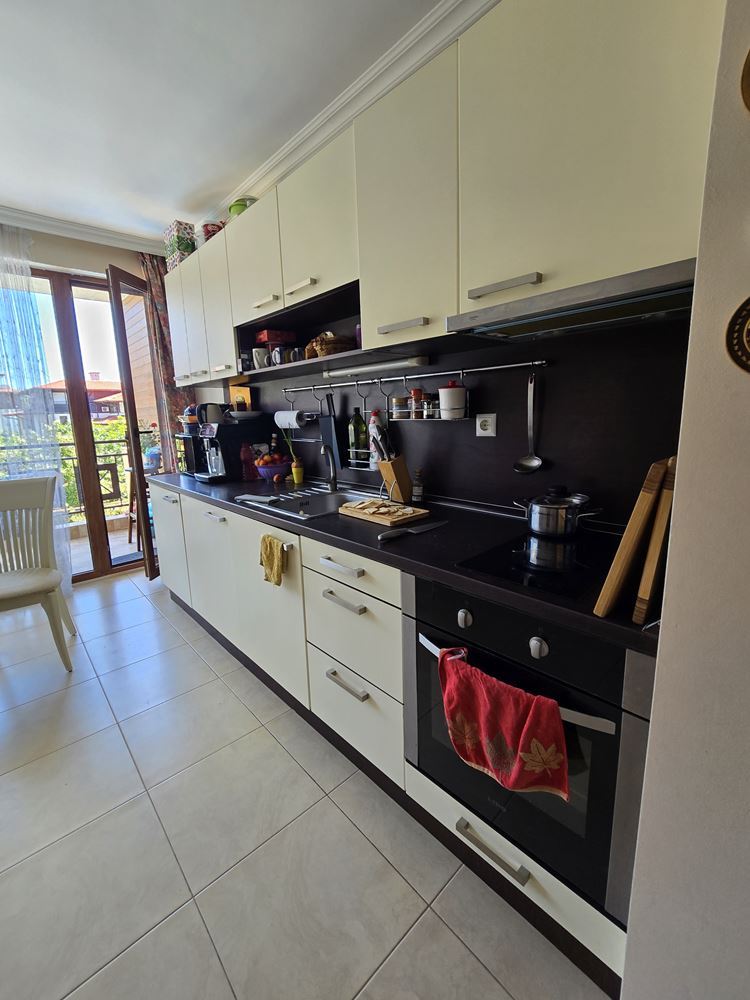 Apartament z jedną sypialnią w Świętym Własie z bezpośrednim dostępem do basenu – spokojne miejsce do życia i wypoczynku