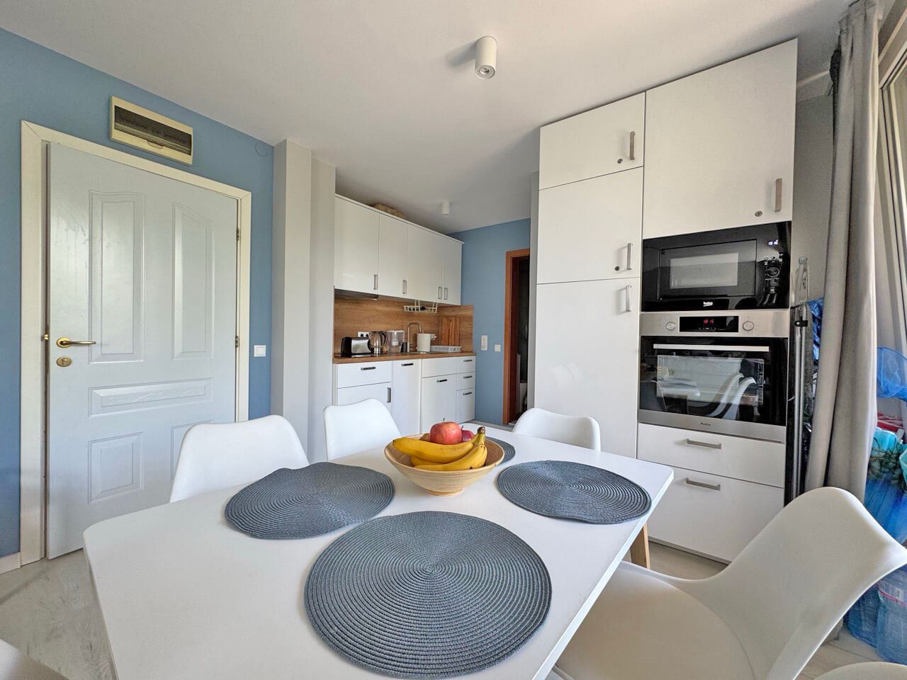 Stylowy apartament z jedną sypialnią w prestiżowym kompleksie w Słonecznym Brzegu – całkowicie odnowiony i gotowy do zamieszkania