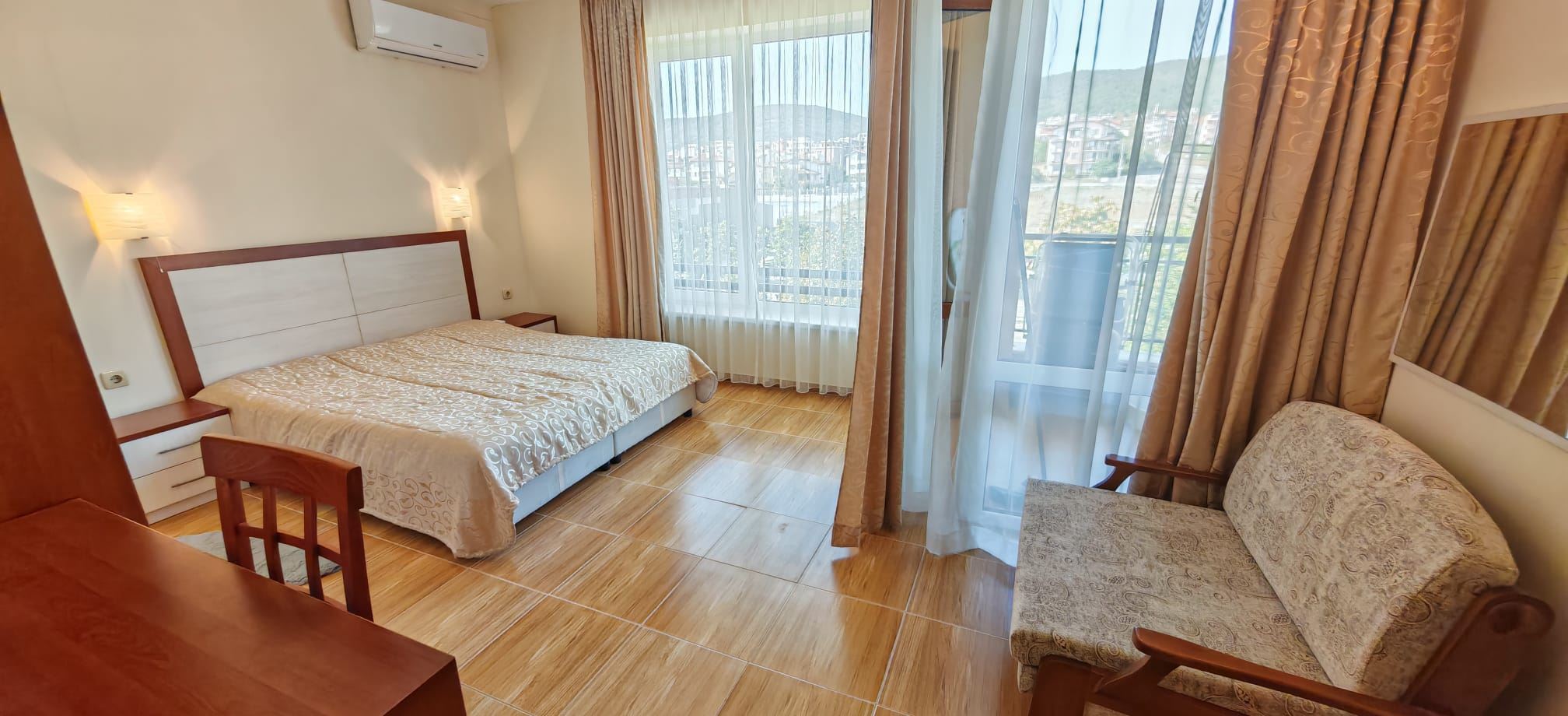 Panoramiczny widok na morze i baseny – przestronny apartament z dwiema sypialniami w Sveti Vlas