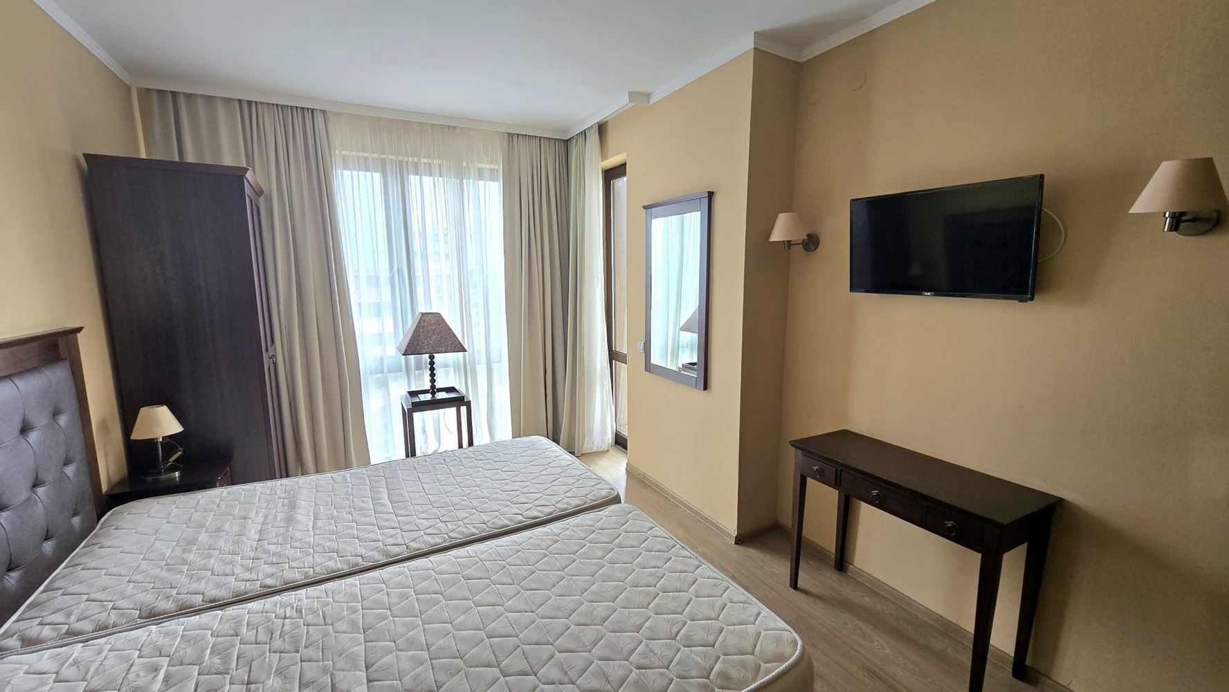  Eleganckie mieszkanie z jedną sypialnią w luksusowym kompleksie z udogodnieniami premium w Słonecznym Brzegu