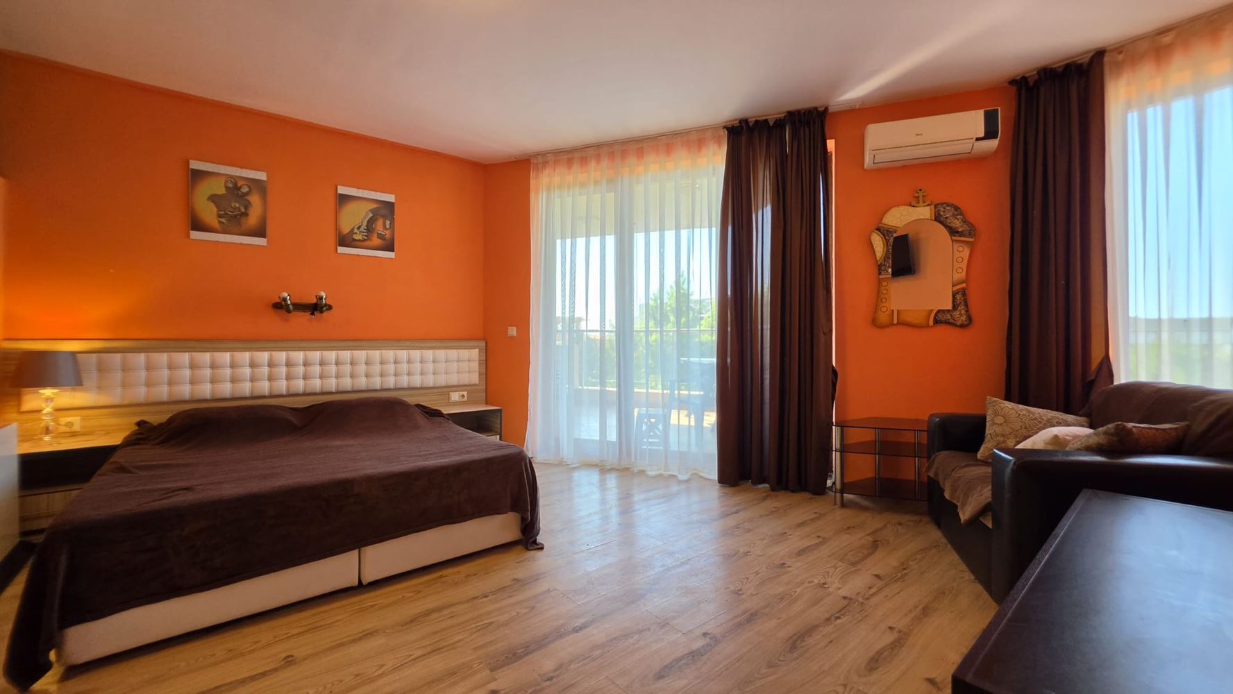 Apartament z jedną sypialnią i widokiem na morze w Sveti Vlas – 200 metrów od plaży