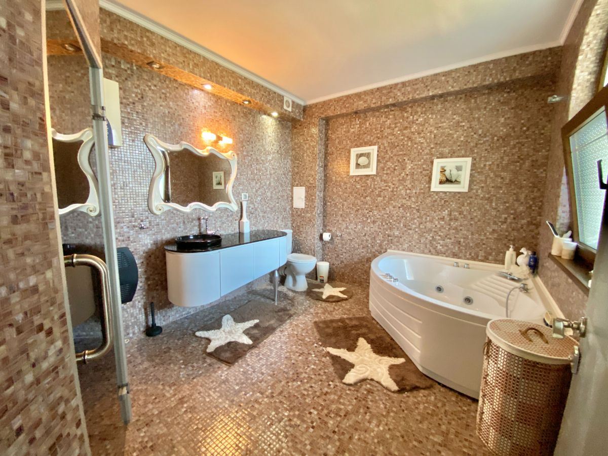 Unikalny apartament dwupoziomowy w kompleksie klasy premium w mieście Nesebyr