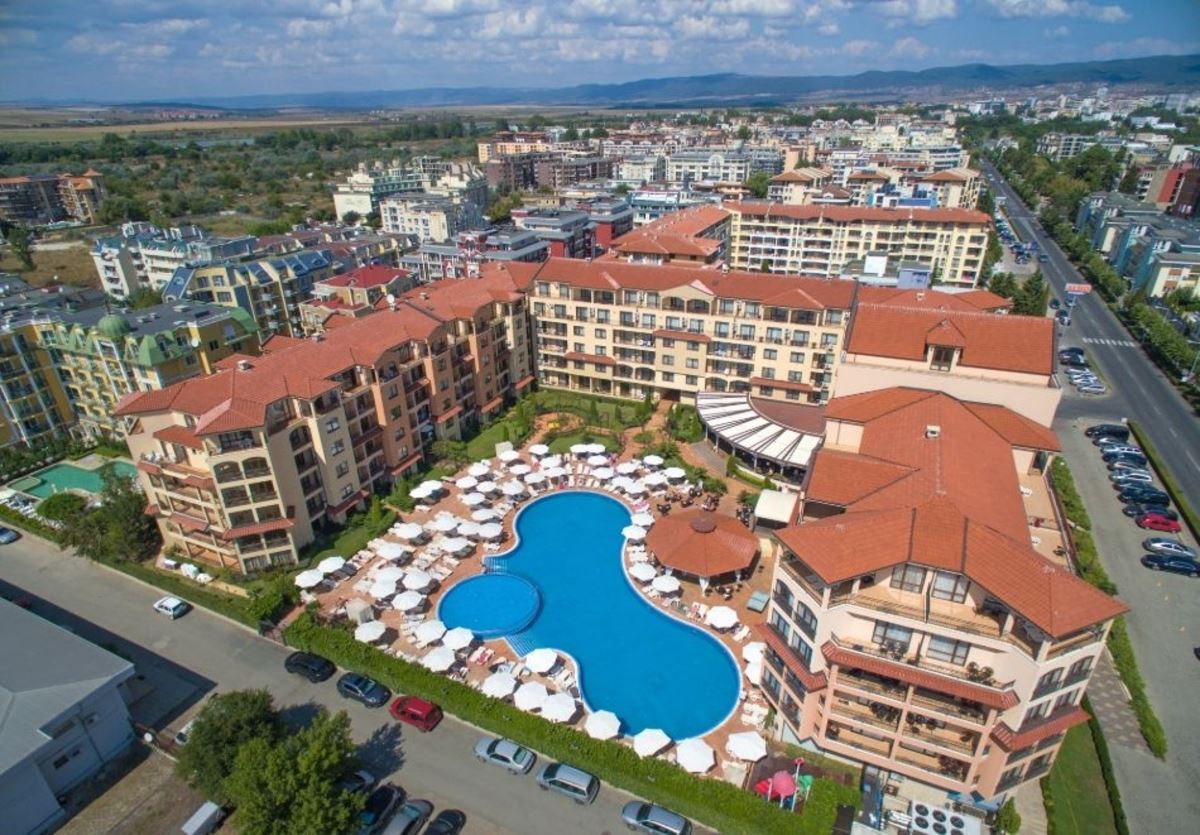 Przestronny apartament z dwiema sypialniami w sercu Słonecznego Brzegu – komfort, lokalizacja i doskonała inwestycja
