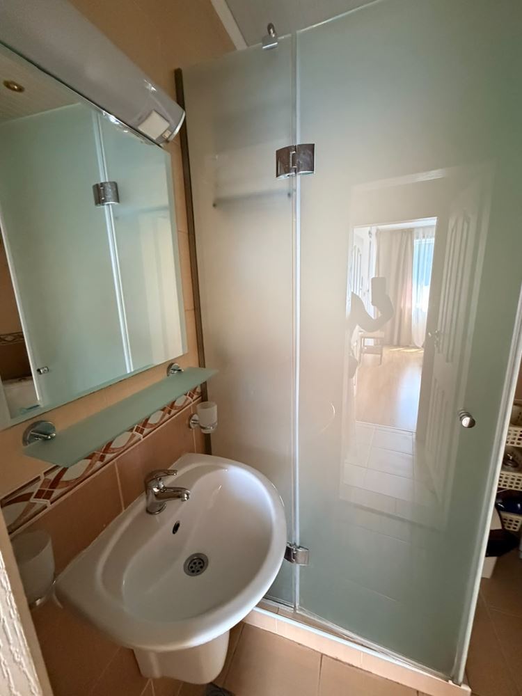 Przytulny apartament z dwiema sypialniami w Nesebyrze – komfortowy dom w nowoczesnym kompleksie
