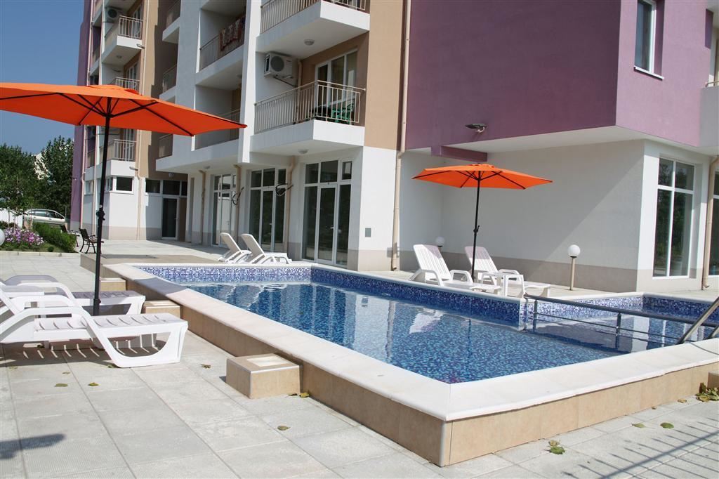 Stylowe umeblowane studio w całorocznym kompleksie w Słonecznym Brzegu, 400 metrów od plaży