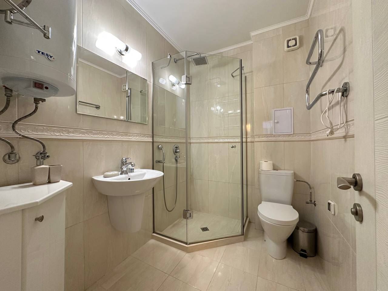 Luksusowy apartament w Nessebarze – wyrafinowany styl, kurortowy komfort i udogodnienia do całorocznego zamieszkania