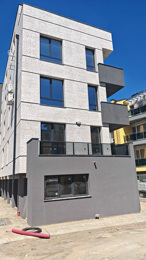 Nowe mieszkanie z jedną sypialnią w dzielnicy Cherno More, Nesebyr – Twoja szansa na dom nad morzem bez opłaty za utrzymanie