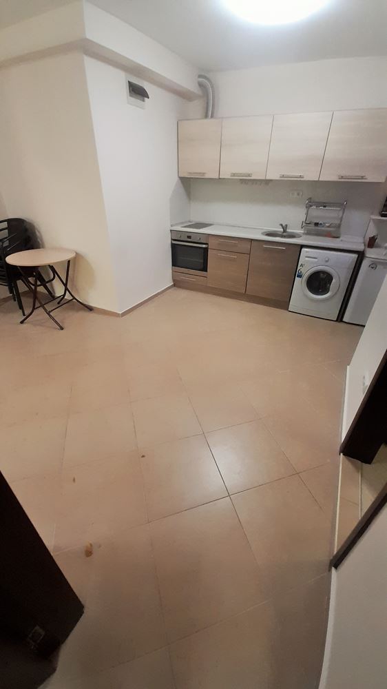 Przestronny apartament z jedną sypialnią w Słonecznym Brzegu – komfort, zieleń i doskonałe warunki do wypoczynku