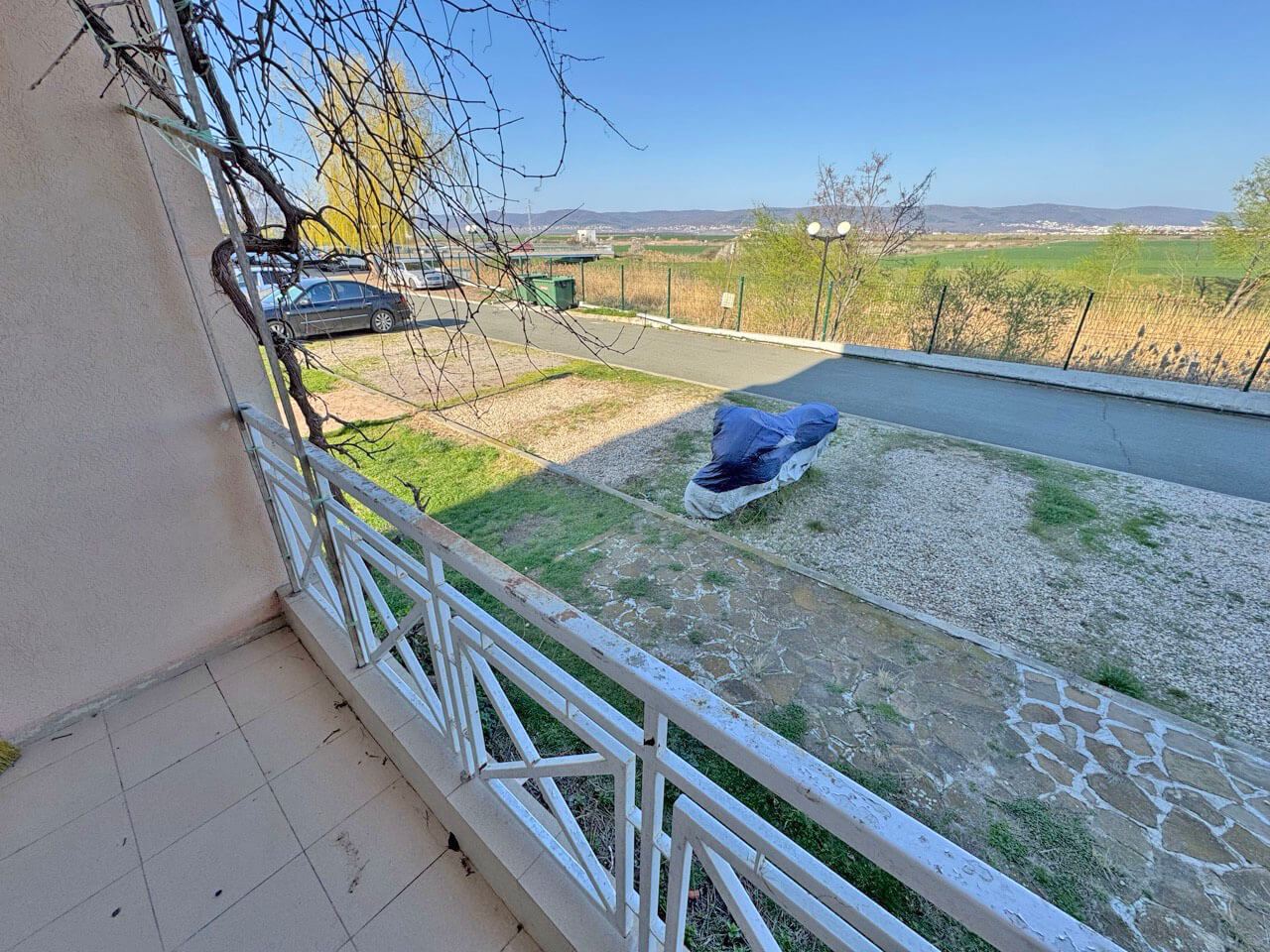 Trzypokojowe mieszkanie w kompleksie z dobrze zorganizowanym otoczeniem i przytulną atmosferą