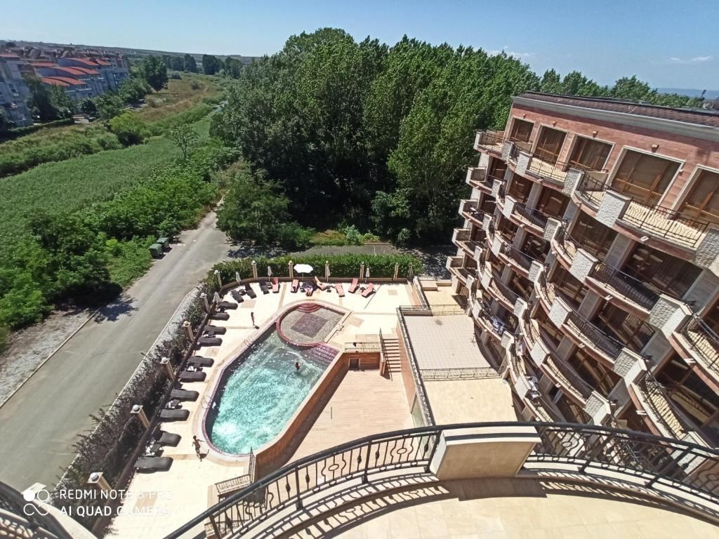 Przestronny apartament z dwiema sypialniami 200 metrów od Cacao Beach – komfort, luksus i doskonała lokalizacja