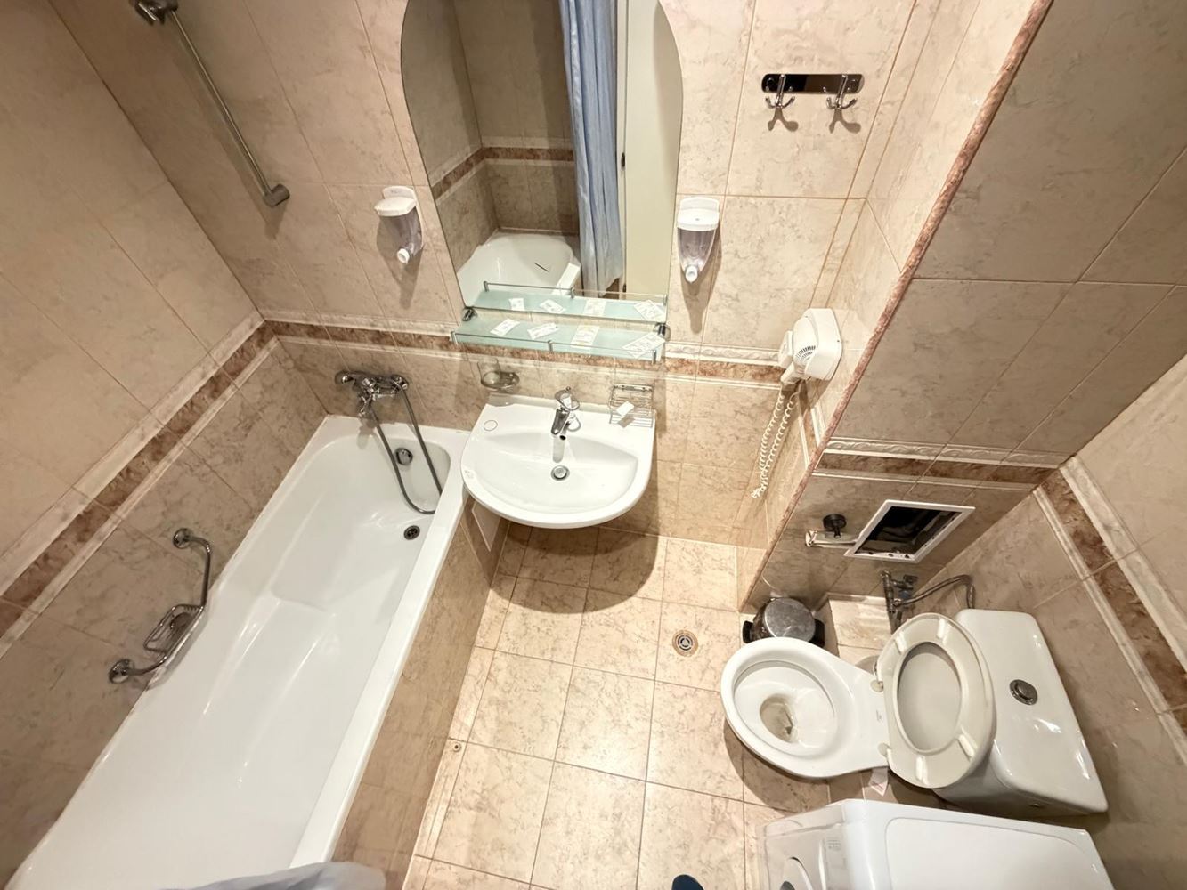  Luksusowy apartament z dwiema sypialniami i widokiem na morze, 100 metrów od plaży w Słonecznym Brzegu