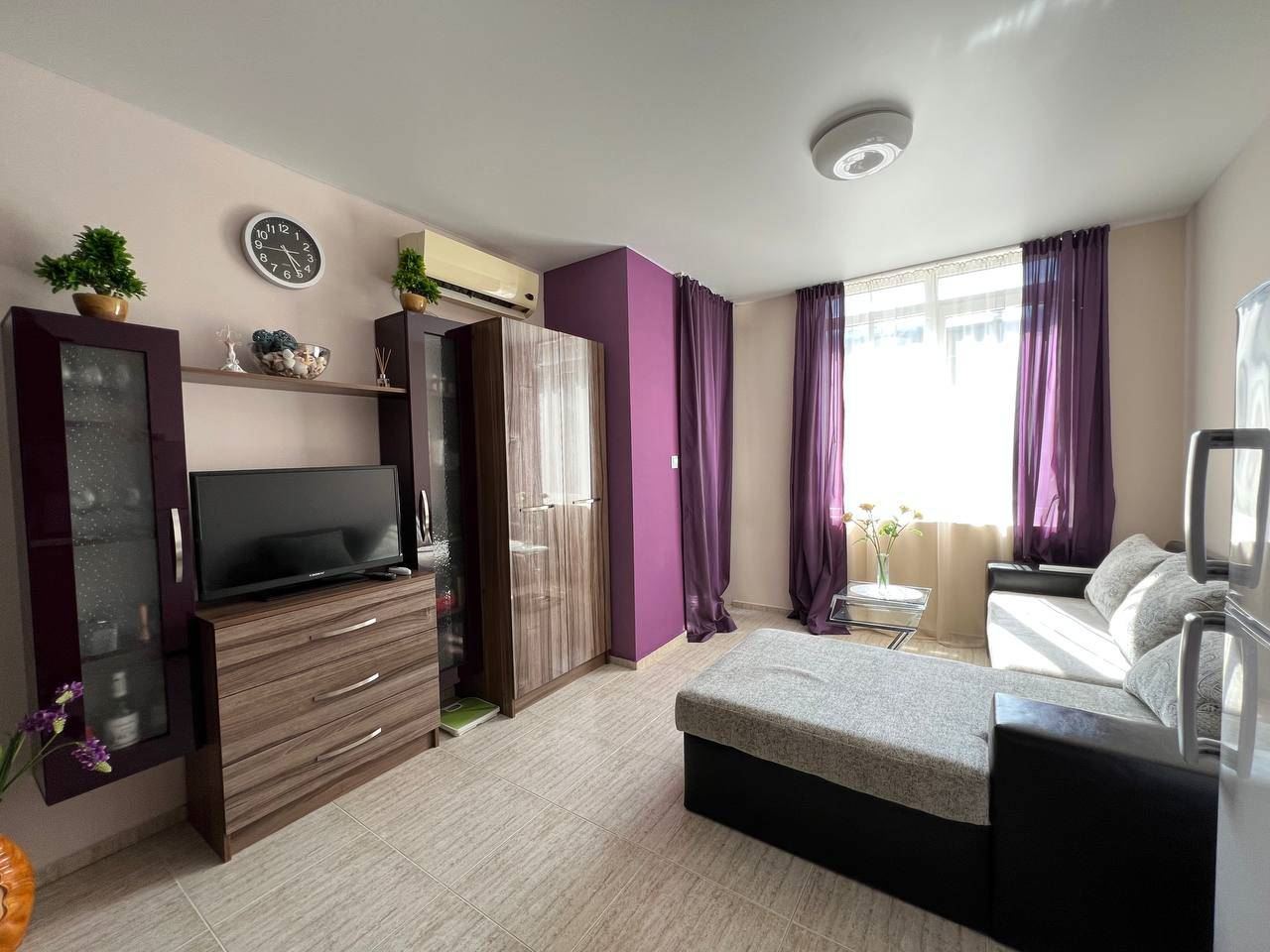 Mieszkanie z jedną sypialnią, w pełni umeblowane, w Sunny Beach – komfort i wygoda blisko plaży