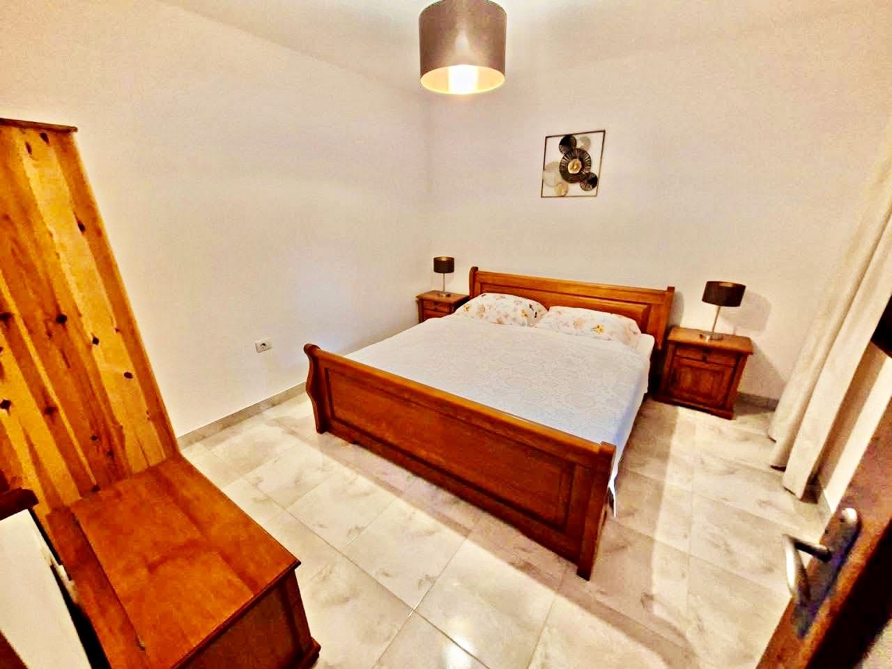 Luksusowy apartament z dwiema sypialniami na pierwszej linii brzegowej w strefie VIP w Sweti Własie
