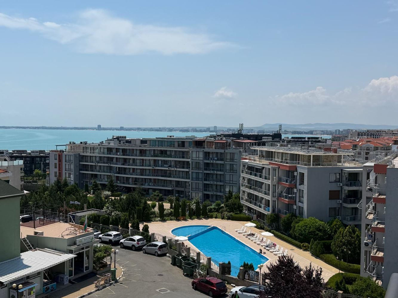 Przestronny apartament z dwiema sypialniami i panoramicznym widokiem na morze w Sveti Vlas