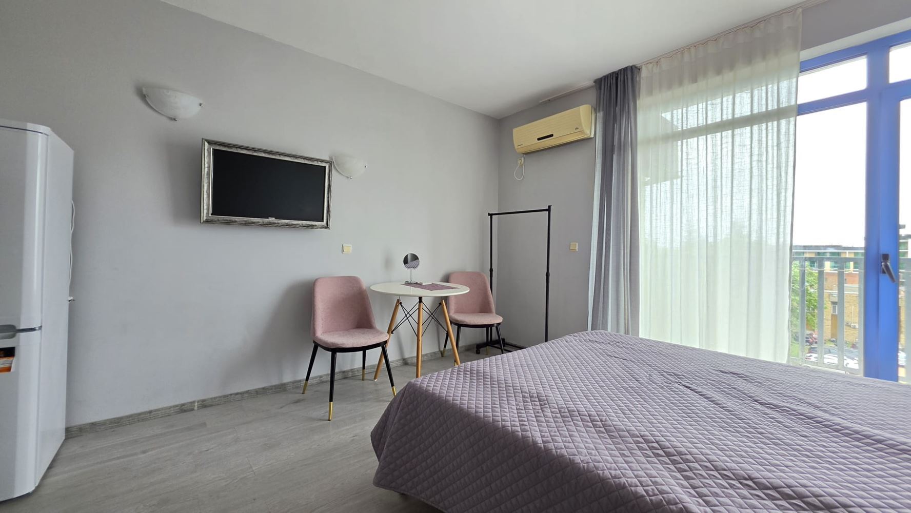 Studio w Słonecznym Brzegu, 300 m od plaży – doskonała lokalizacja i udogodnienia