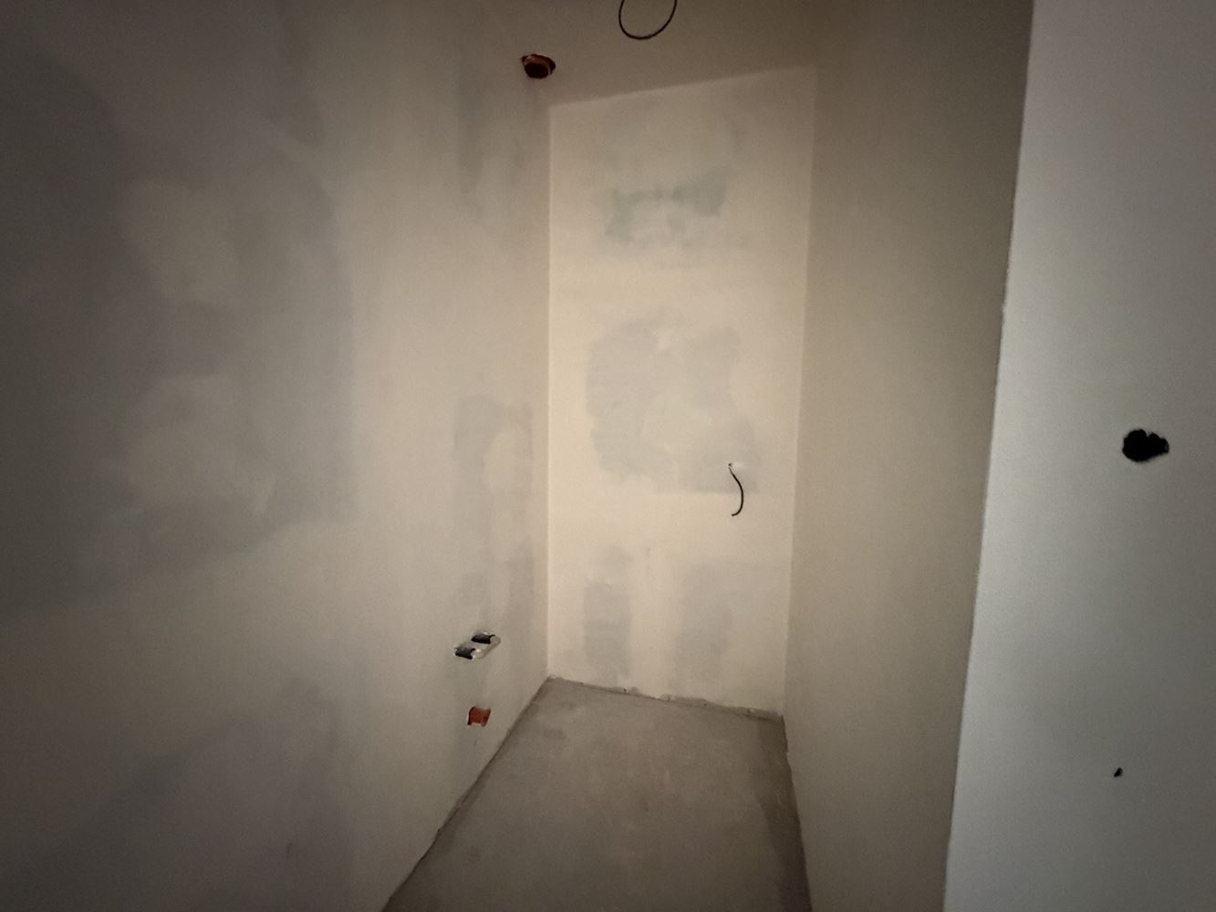 Apartament z jedną sypialnią w nowoczesnym kompleksie kilka kroków od morza w Rawdzie – idealny wybór na inwestycję lub przytulny dom