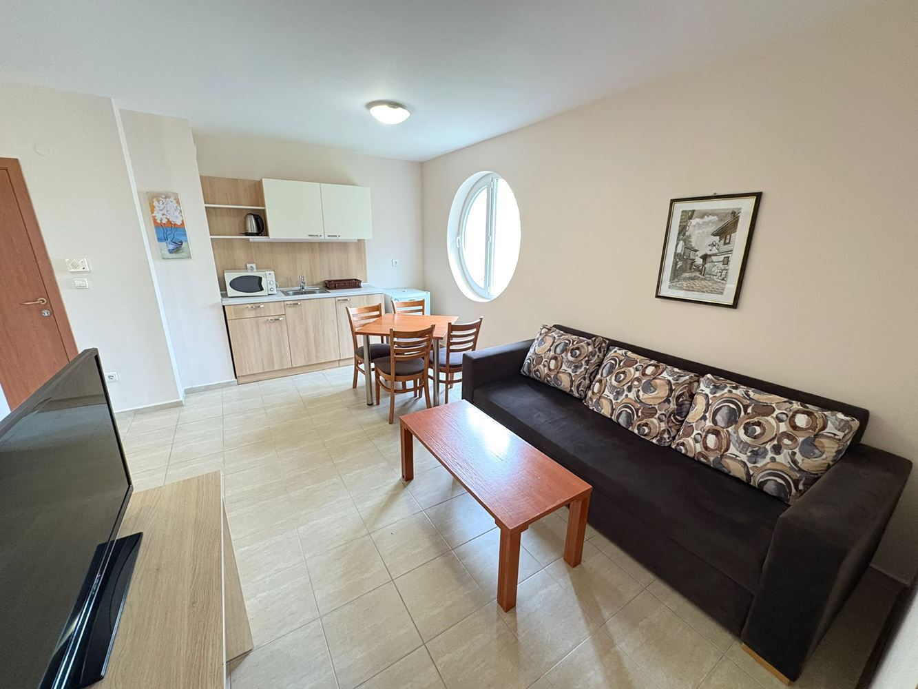 Apartament z dwiema sypialniami 300 metrów od plaży w centrum Słonecznego Brzegu
