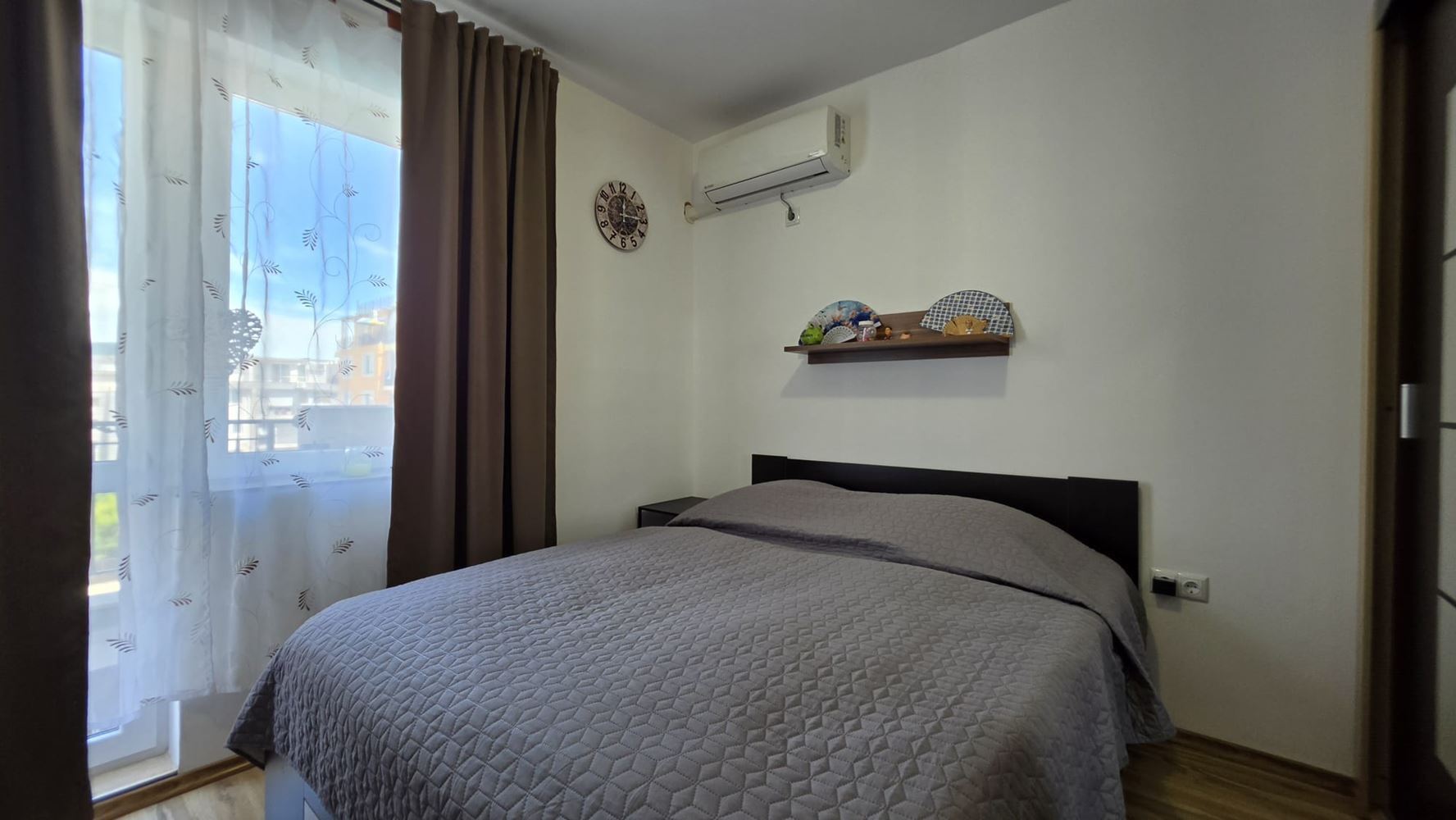 Przytulny apartament z jedną sypialnią w centralnej części Słonecznego Brzegu – doskonały wybór na wypoczynek i inwestycję