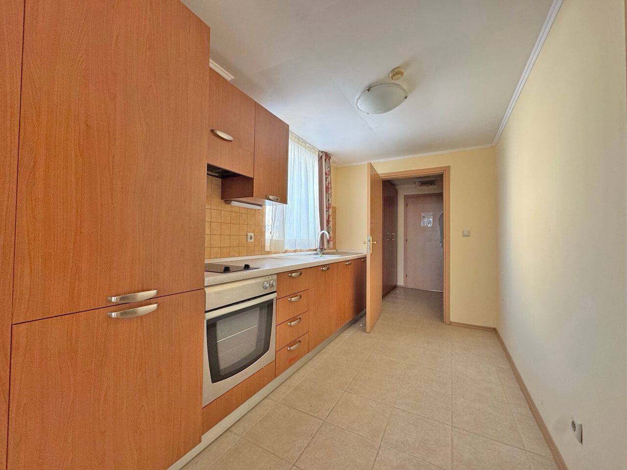 Ekskluzywny apartament z jedną sypialnią w pierwszej linii brzegowej w Pomorie – luksus, prestiż i inwestycja z natychmiastowym zwrotem