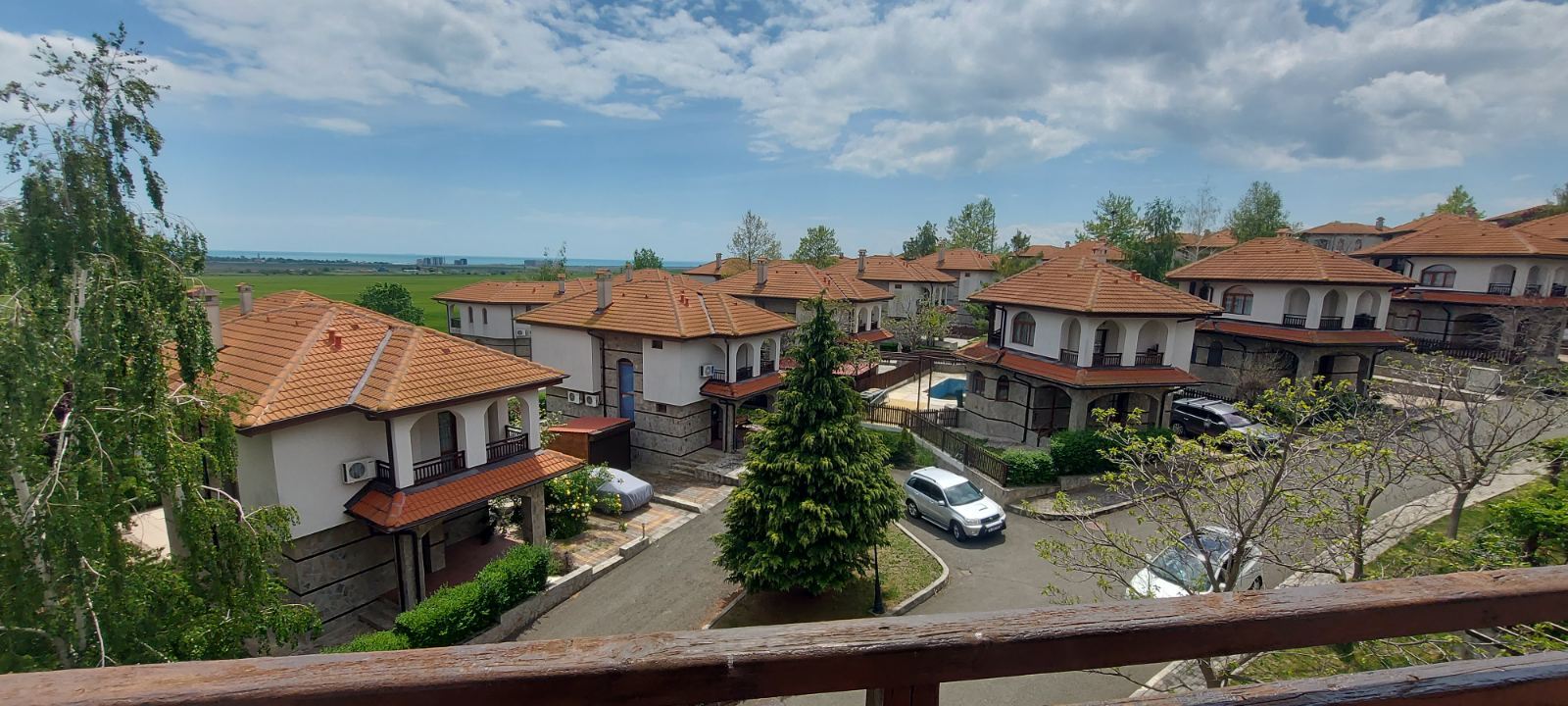 Apartament z jedną sypialnią z panoramicznym widokiem na morze w Aheloy – komfort, przestrzeń i spokój