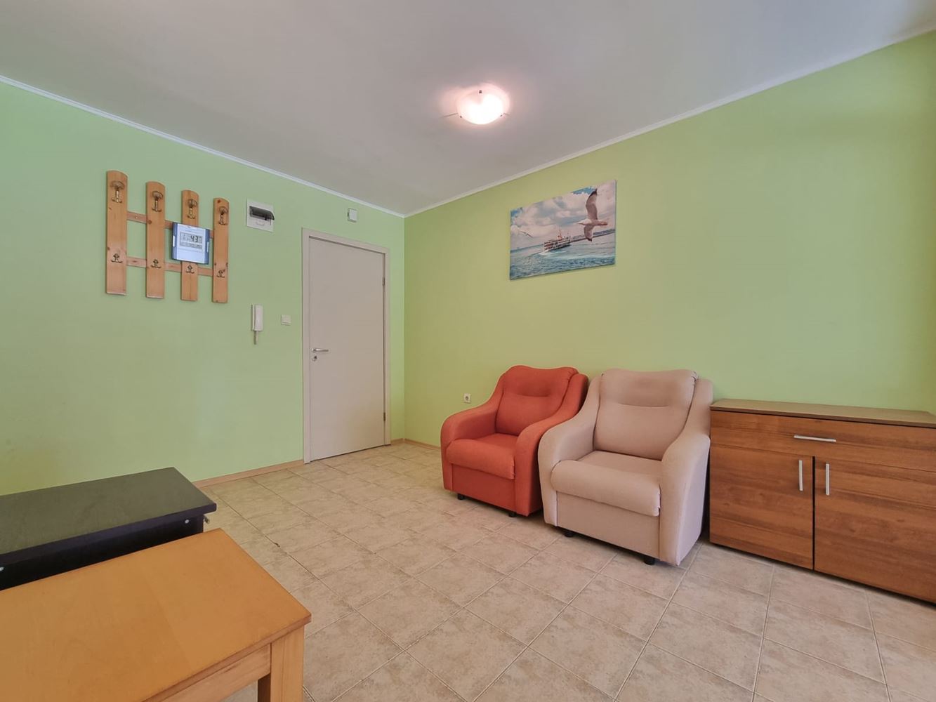 Umeblowany apartament z jedną sypialnią w Słonecznym Brzegu – funkcjonalna nieruchomość z udogodnieniami i niską opłatą eksploatacyjną