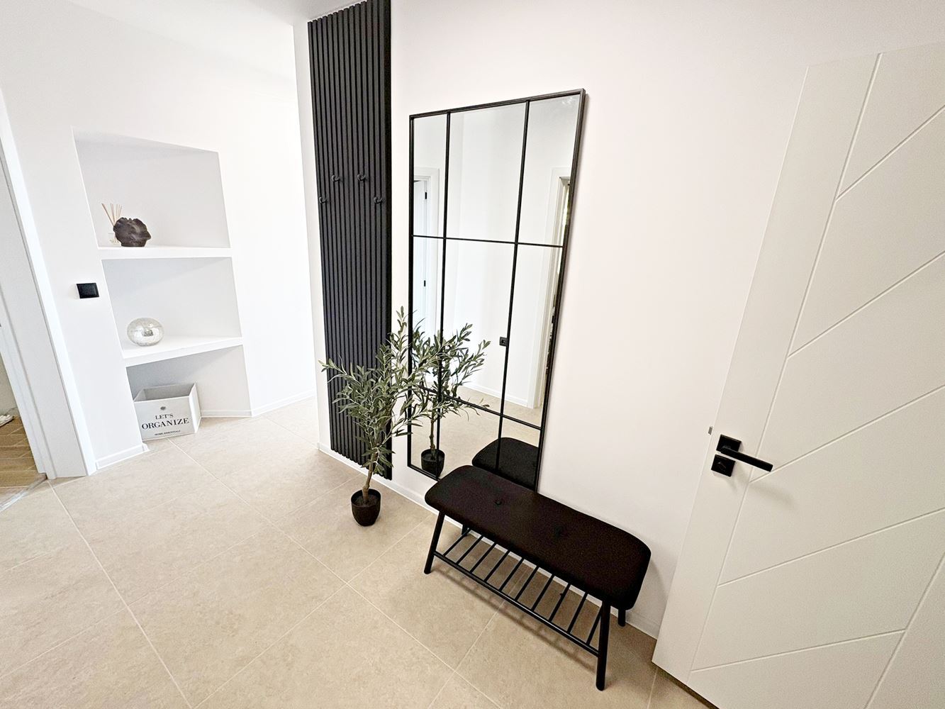 Dwa niezależne przestrzenie mieszkalne z widokiem na morze w centrum Świętego Własu – designerskie wnętrze i własne miejsce parkingowe