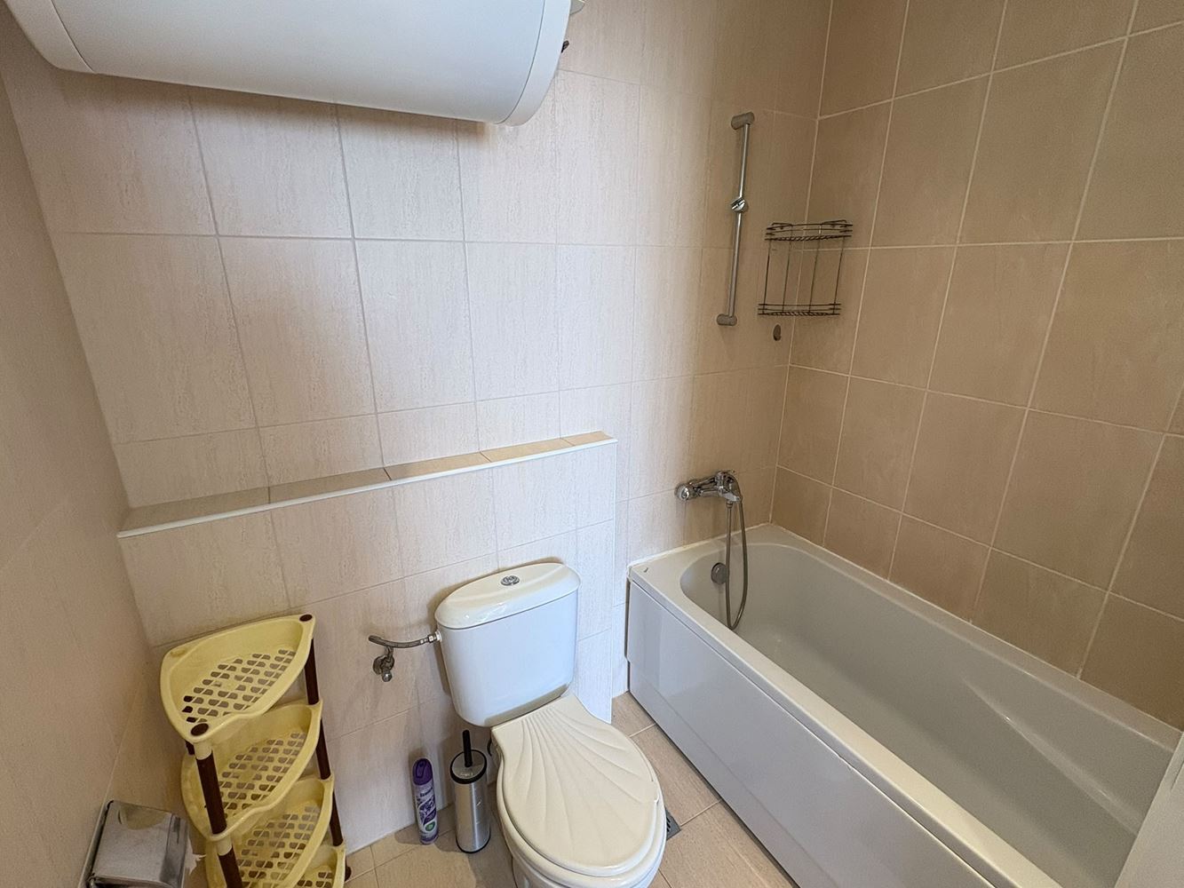Apartament z jedną sypialnią w Słonecznym Brzegu – komfort w kompleksie z basenami i zjeżdżalniami wodnymi