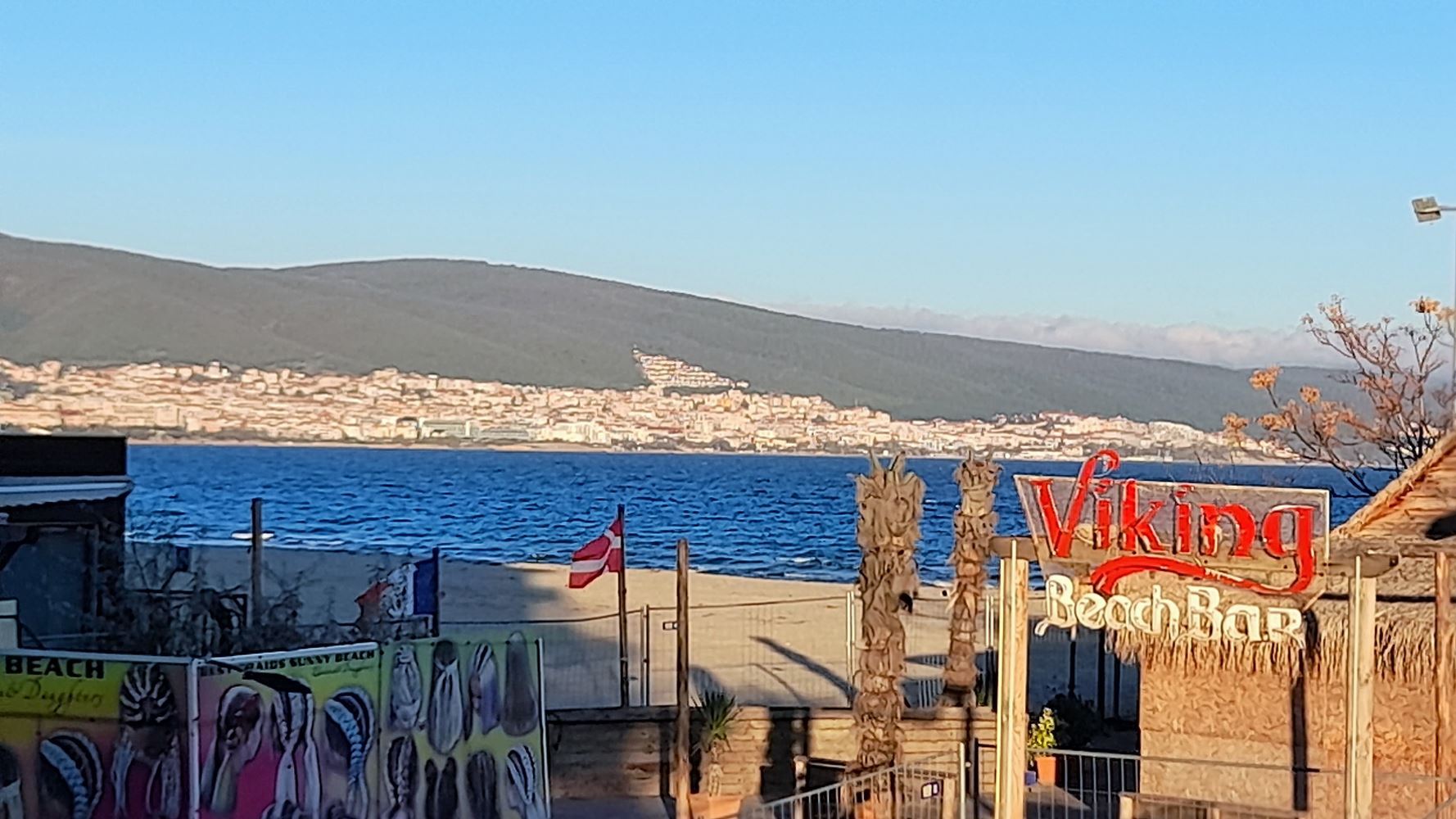 Ekskluzywna oferta w pierwszej linii w Słonecznym Brzegu – przestrzeń, luksus i doskonała inwestycja z widokiem na morze