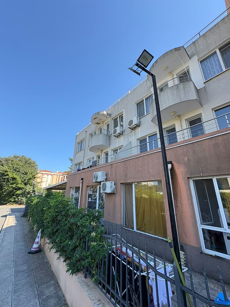 Pomorie 300 m od morza – umeblowane mieszkanie z jedną sypialnią w kompleksie z basenem