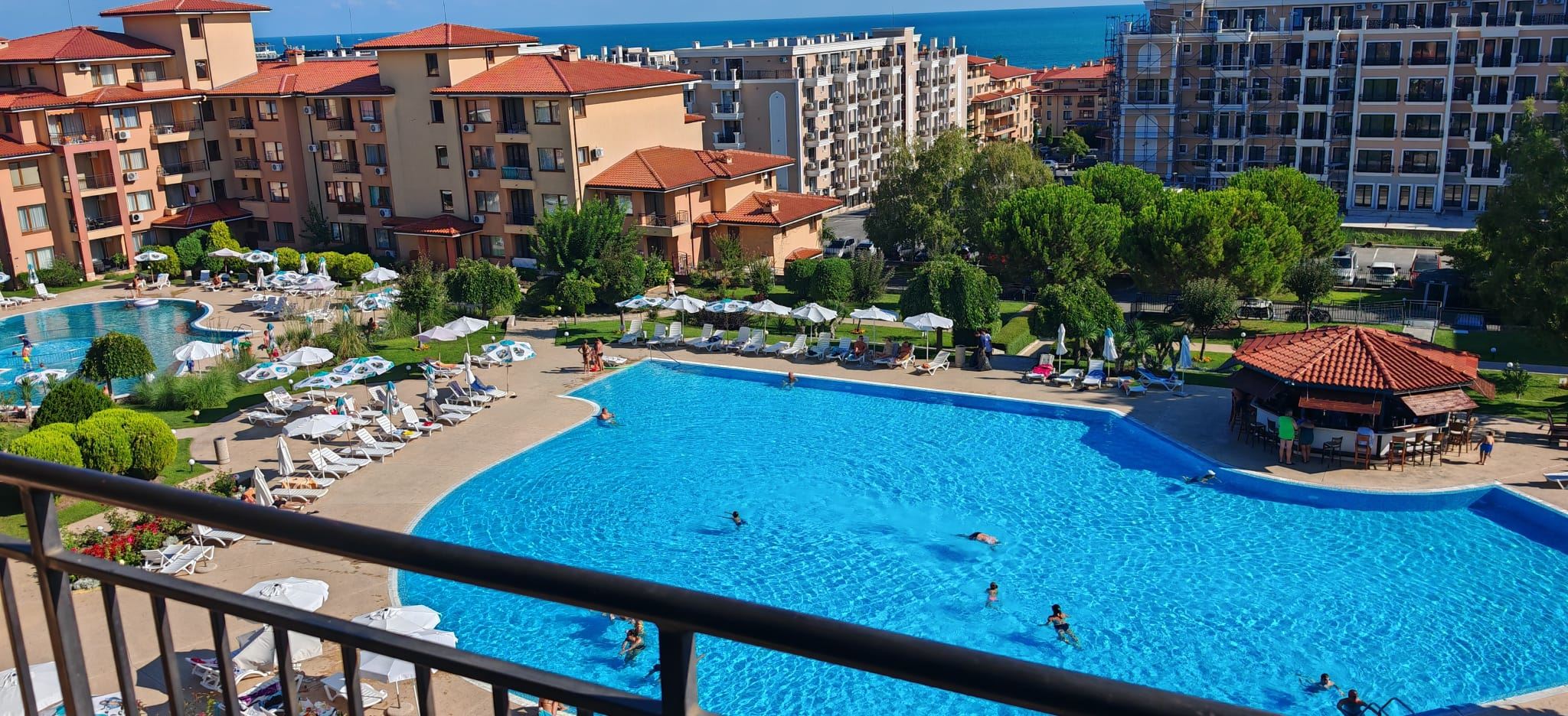 Panoramiczny widok na morze i baseny – przestronny apartament z dwiema sypialniami w Sveti Vlas