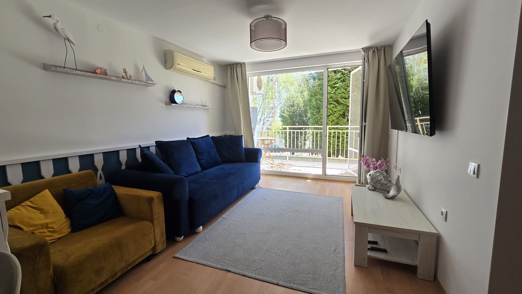 Stylowy apartament z jedną sypialnią w elitarnym kompleksie w Świętym Własie – komfort, spokój i całoroczna wygoda