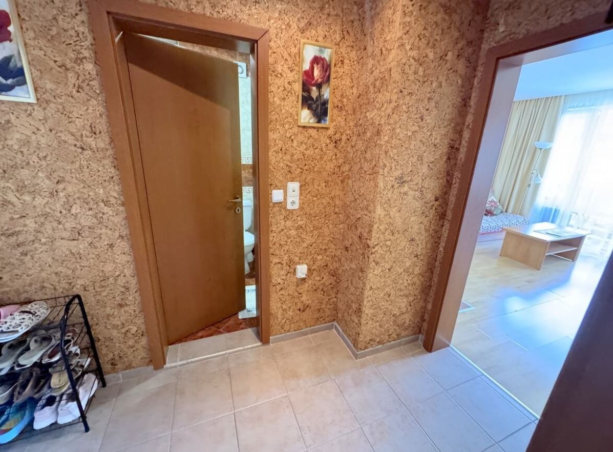 Piękny apartament w pierwszej linii brzegowej w prestiżowym kompleksie w pobliżu Elenite i Świętego Własu