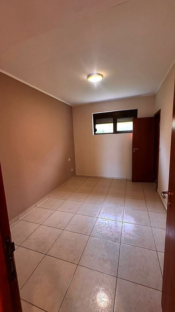 Trzypokojowy apartament z widokiem na morze w prestiżowym kompleksie w Świętym Własie