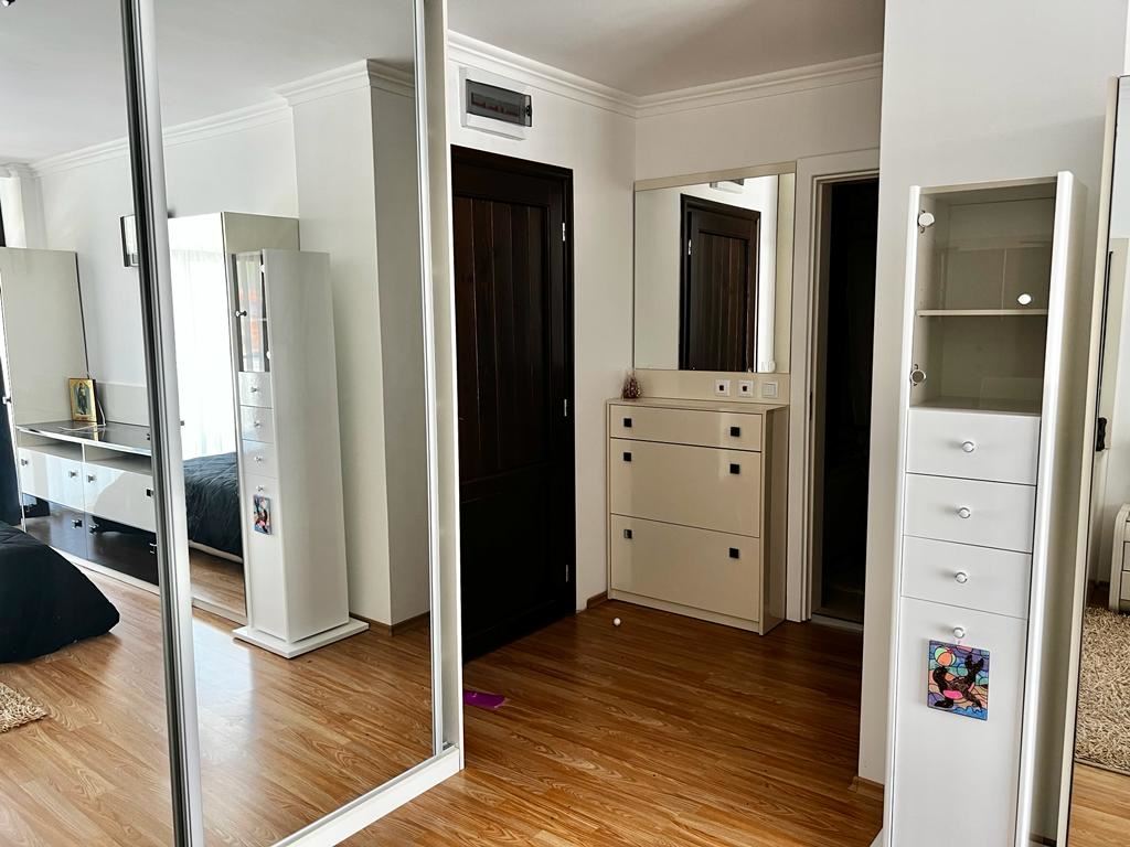 Przytulne mieszkanie 2-pokojowe z panoramicznym widokiem na morze i góry w Sveti Vlas