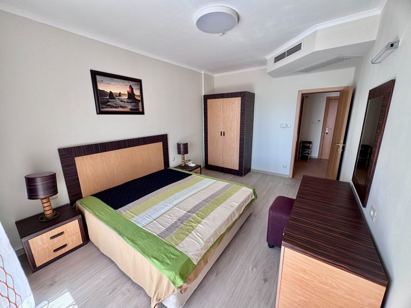 Luksusowy apartament nad morzem z panoramicznym widokiem w prestiżowym kompleksie w Słonecznym Brzegu