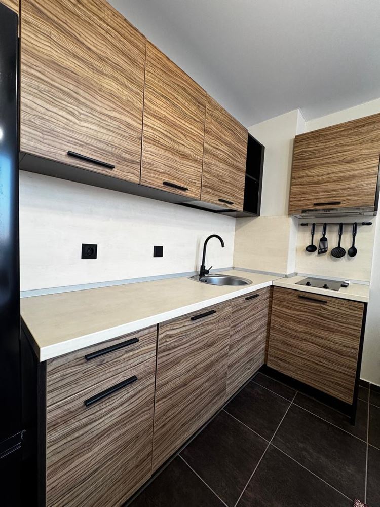 Studio z panoramicznym widokiem na morze, zaledwie 50 metrów od plaży w Świętym Własie