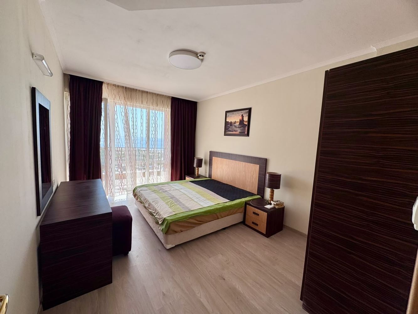 Luksusowy apartament nad morzem z panoramicznym widokiem w prestiżowym kompleksie w Słonecznym Brzegu
