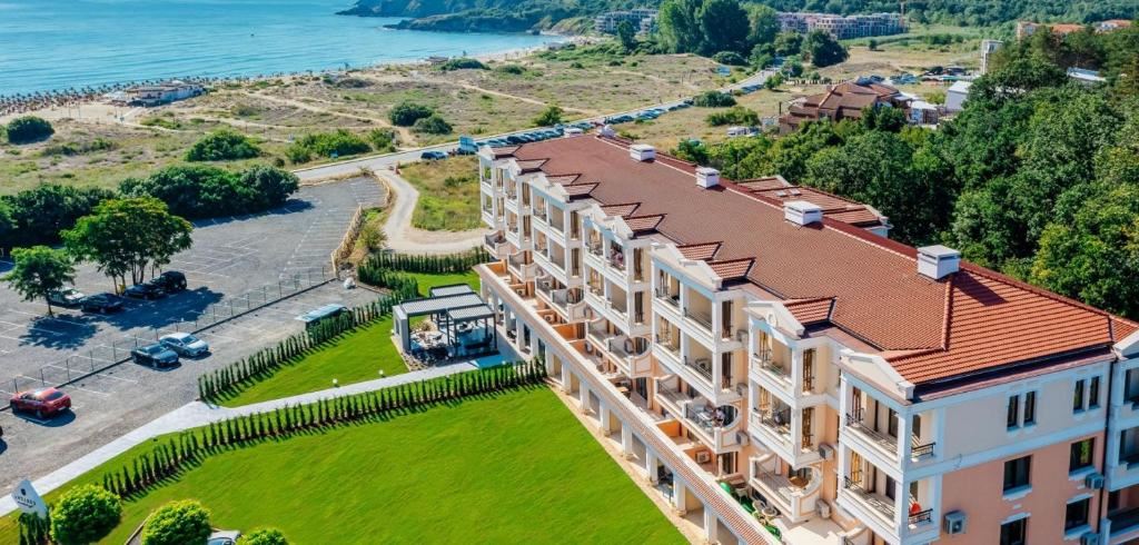 Apartament z jedną sypialnią z częściowym widokiem na morze w luksusowym kompleksie z własną infrastrukturą w Sozopolu