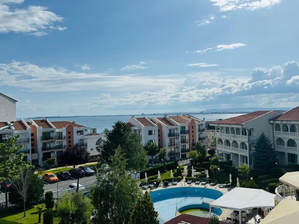 Stylowe dwupokojowe mieszkanie w elitarnym kompleksie w sercu Sveti Vlas