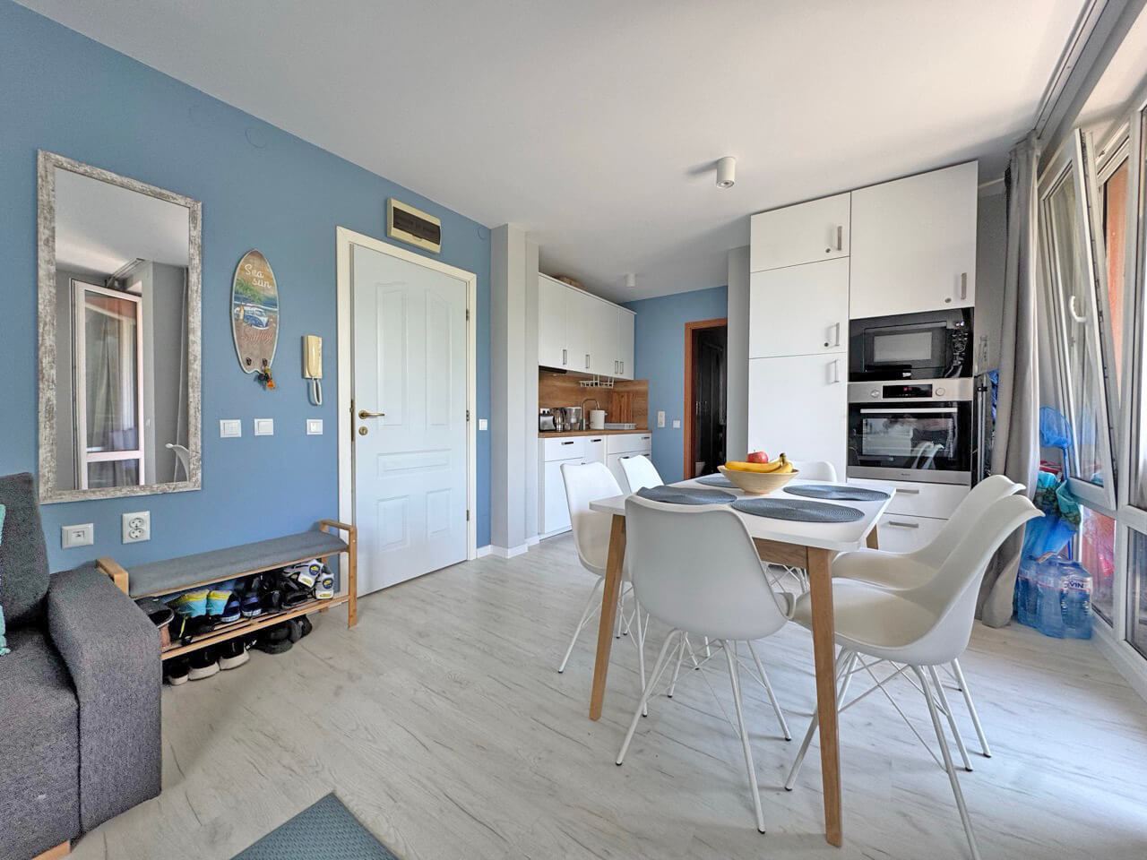 Stylowy apartament z jedną sypialnią w prestiżowym kompleksie w Słonecznym Brzegu – całkowicie odnowiony i gotowy do zamieszkania