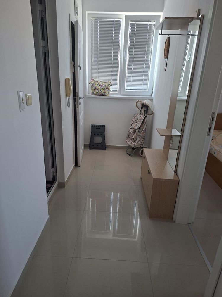 Panoramiczny apartament z jedną sypialnią i widokiem na morze w Rawdzie – gotowy do zamieszkania