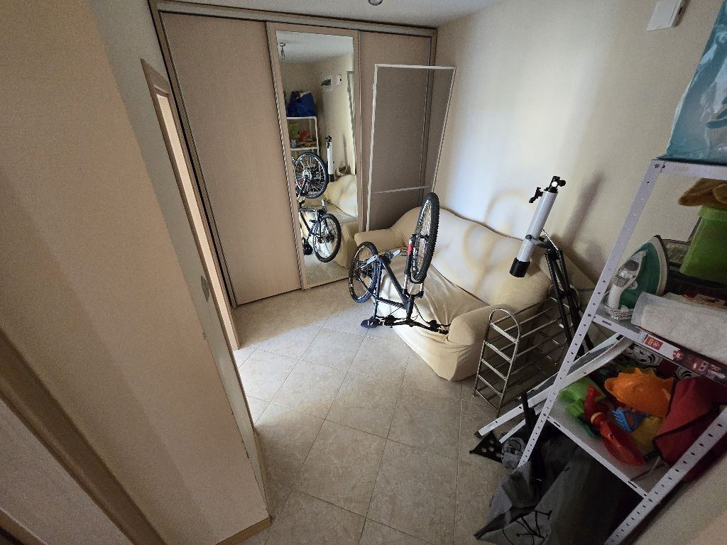 Dwupokojowe mieszkanie z widokiem na morze w Carewie – Akt 16 i doskonała lokalizacja blisko plaży
