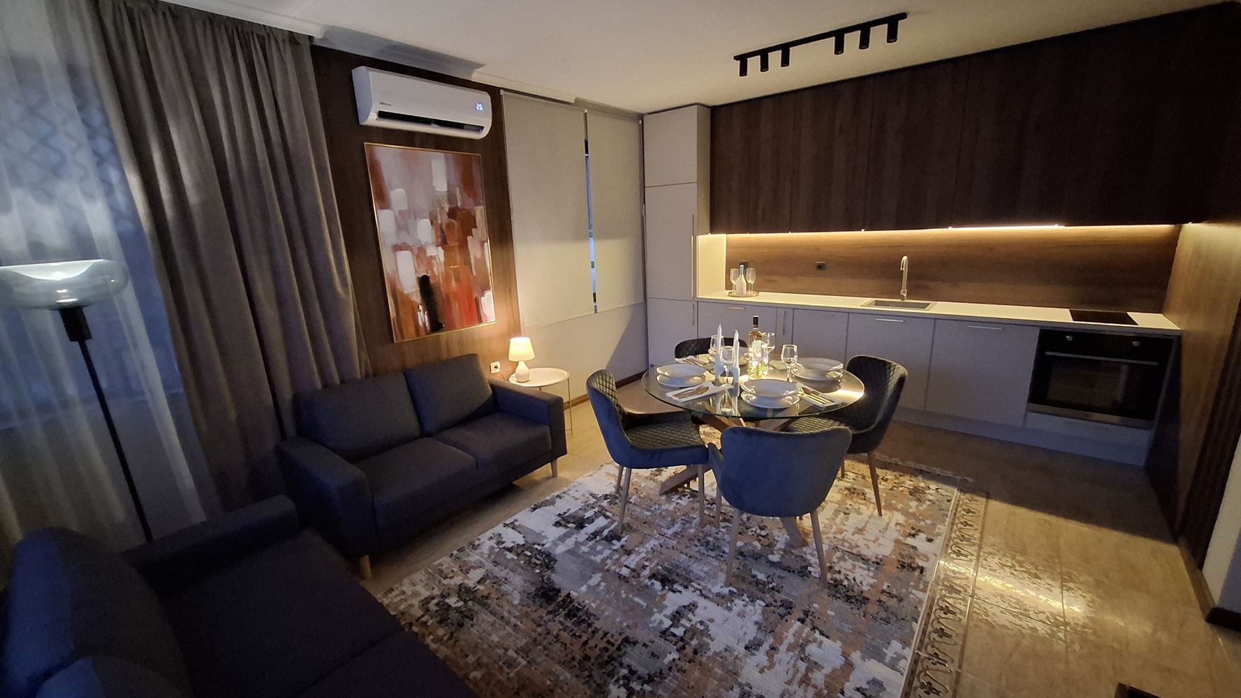 Luksusowy apartament z dwiema sypialniami przy pierwszej linii morza w Świętym Własie – wyjątkowa morska atmosfera i prestiżowy komfort
