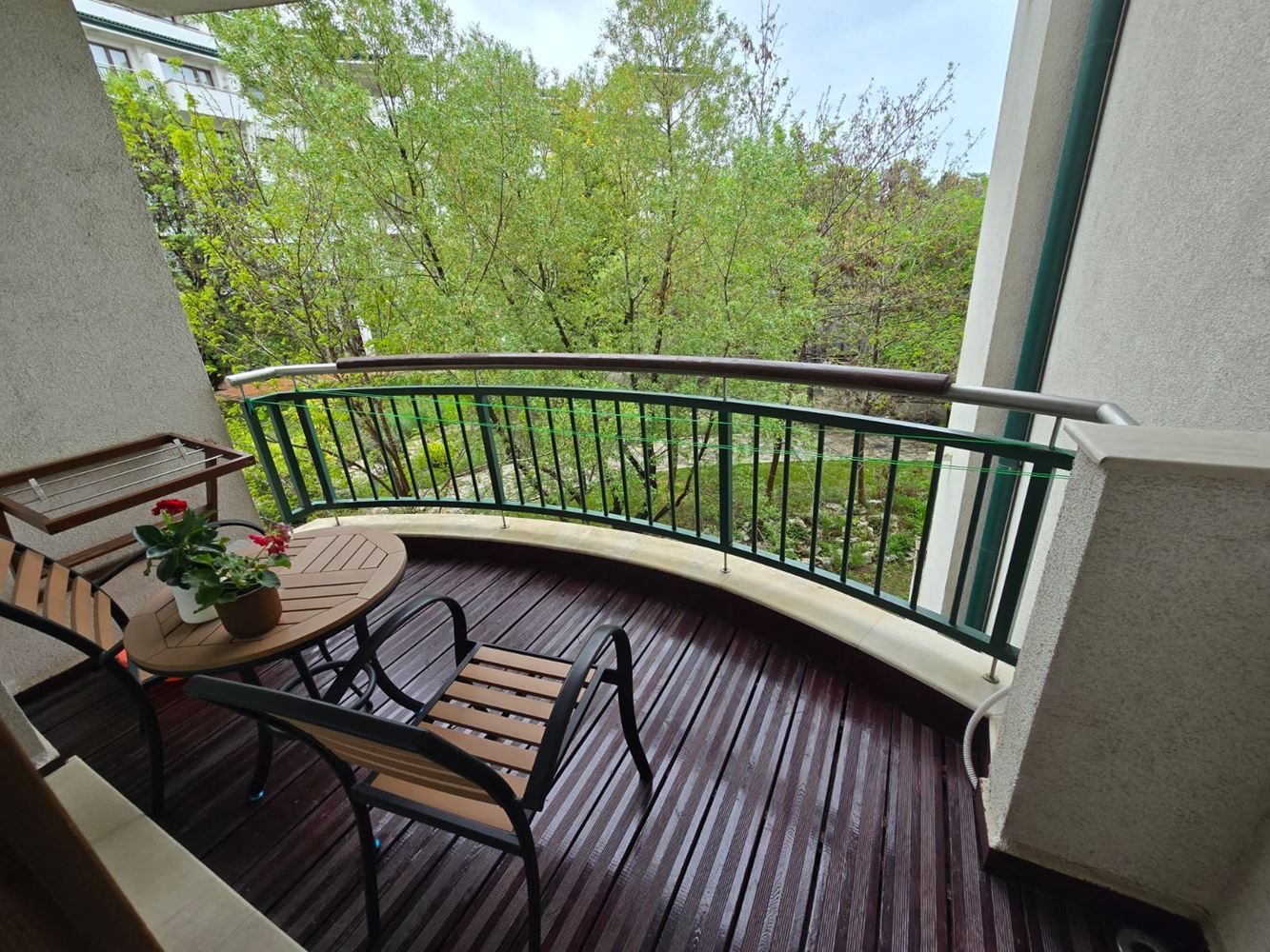 Luksusowe studio w Ravda – styl, komfort i bezpośredni dostęp do plaży