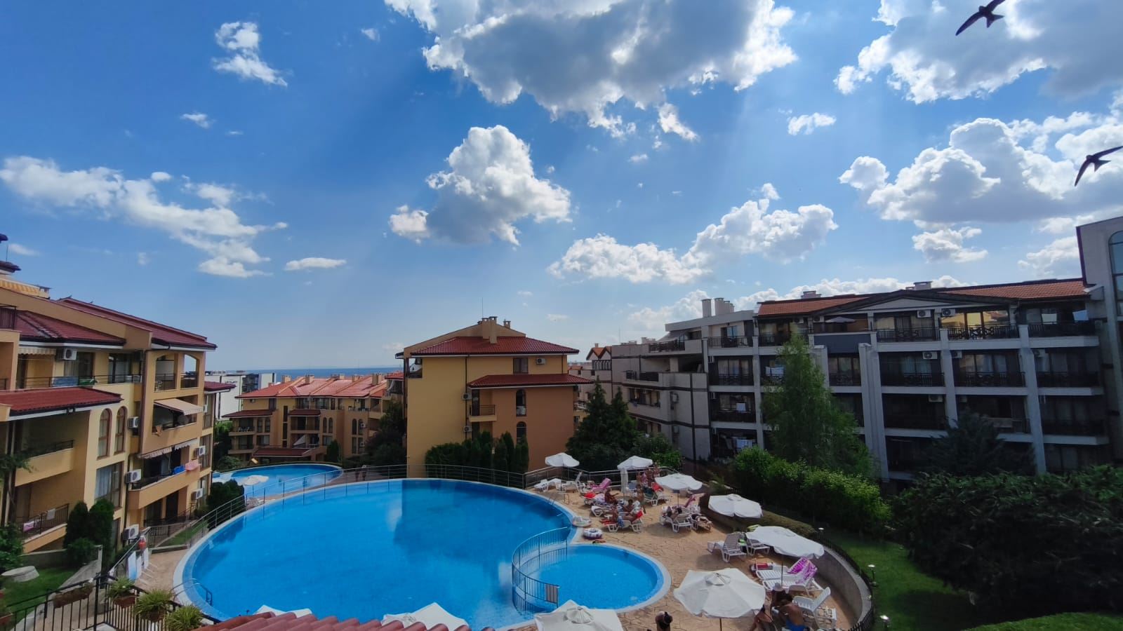 Przestronny apartament z dwiema sypialniami i widokiem na morze w Sveti Vlas, 200 metrów od plaży