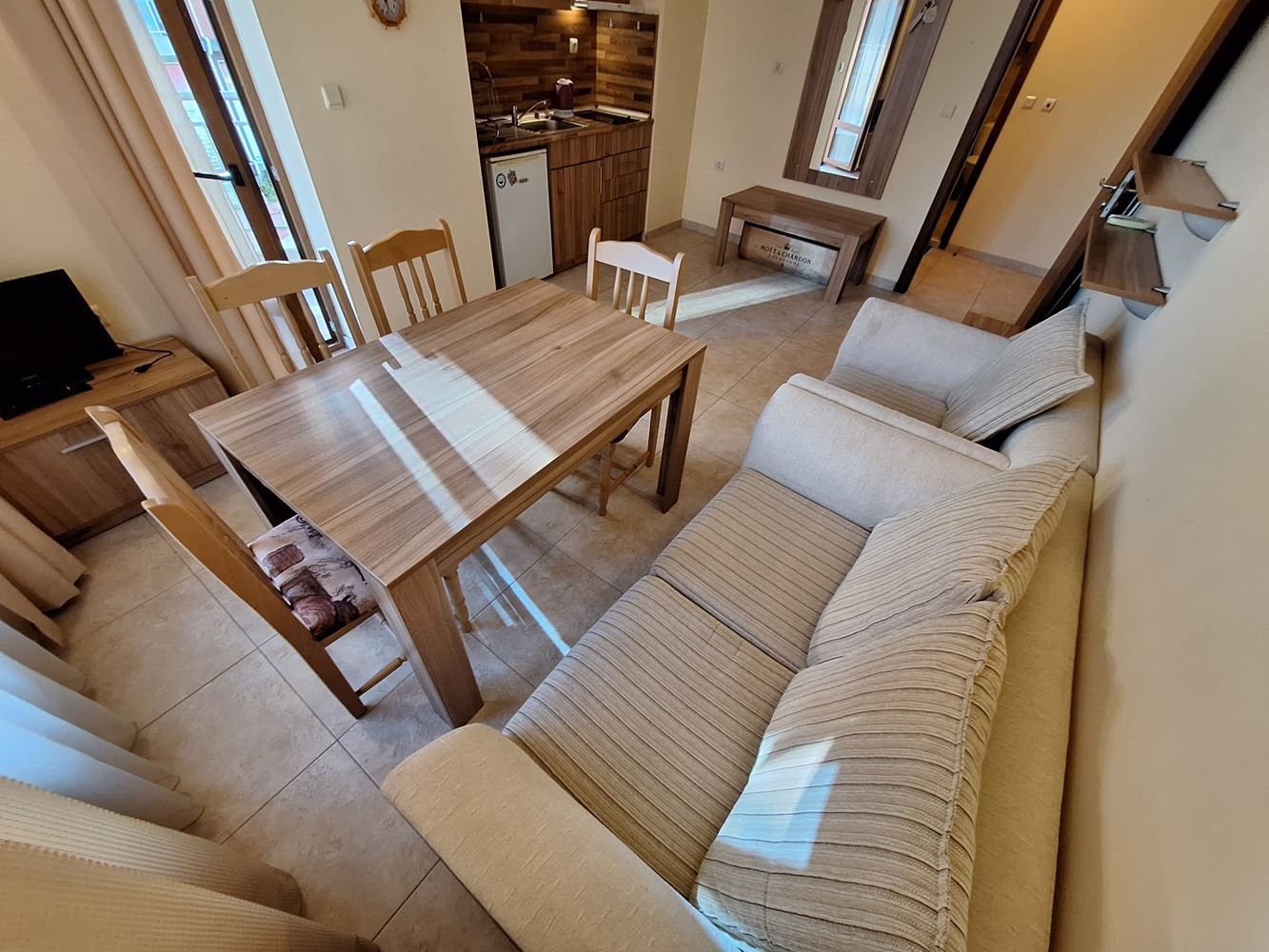 Mieszkanie z jedną sypialnią z panoramicznym widokiem na basen – Słoneczny Brzeg, tylko 300 m od morza